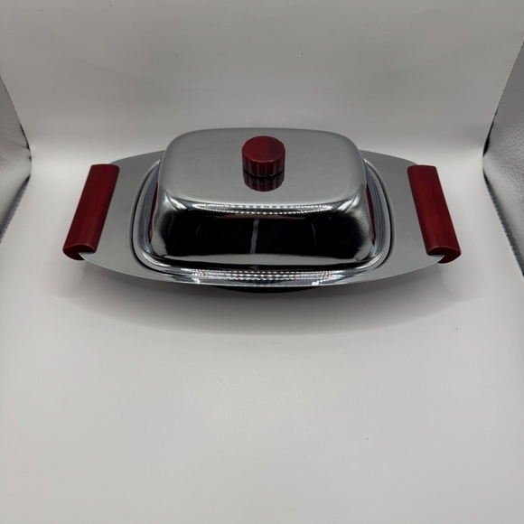 MCM Glo-Hill Gourmates Canada Chrome and Cherry Red Bakelite Butter Dish - Picture 3 of 8